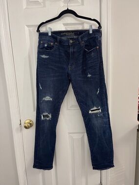 American Eagle Outfitters Navy Distressed Men's Slim Straight Jeans